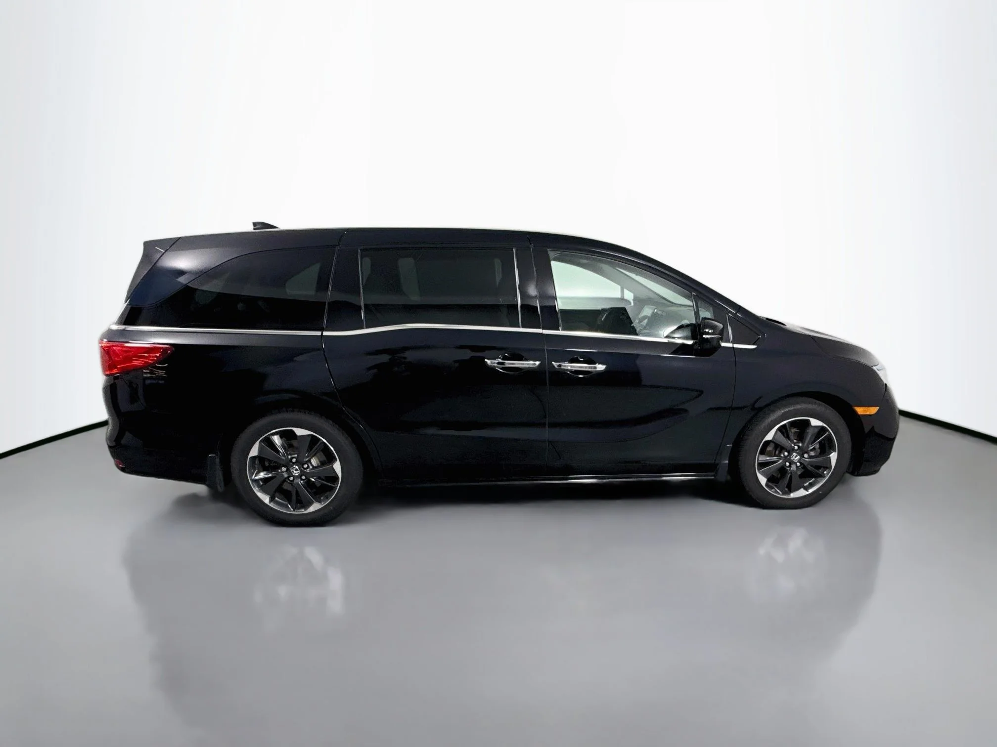 Used 2021 Crystal Black Pearl Honda Elite image 8