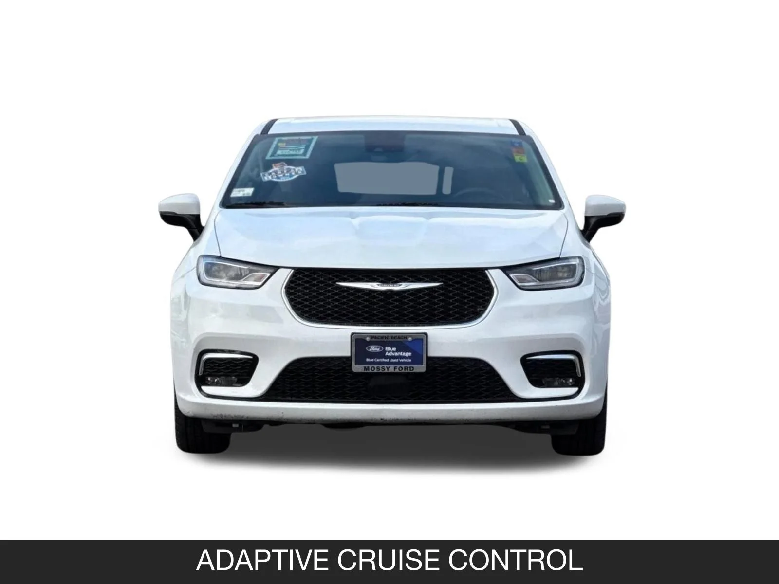 Used 2023 Bright White Clearcoat Chrysler Touring L image 11