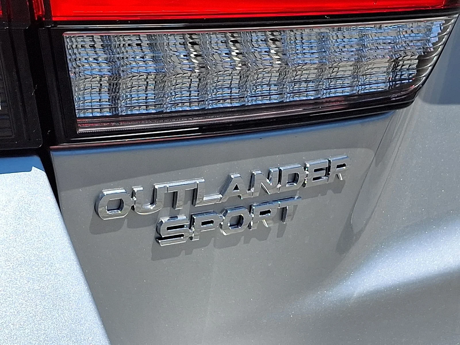 New 2026 Silver Mitsubishi 2.0 ES image 22