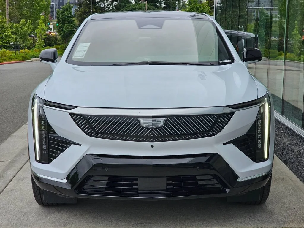 New 2026 Vibrant White Tricoat Cadillac Luxury image 8