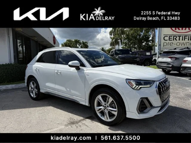 2022 Audi Q3