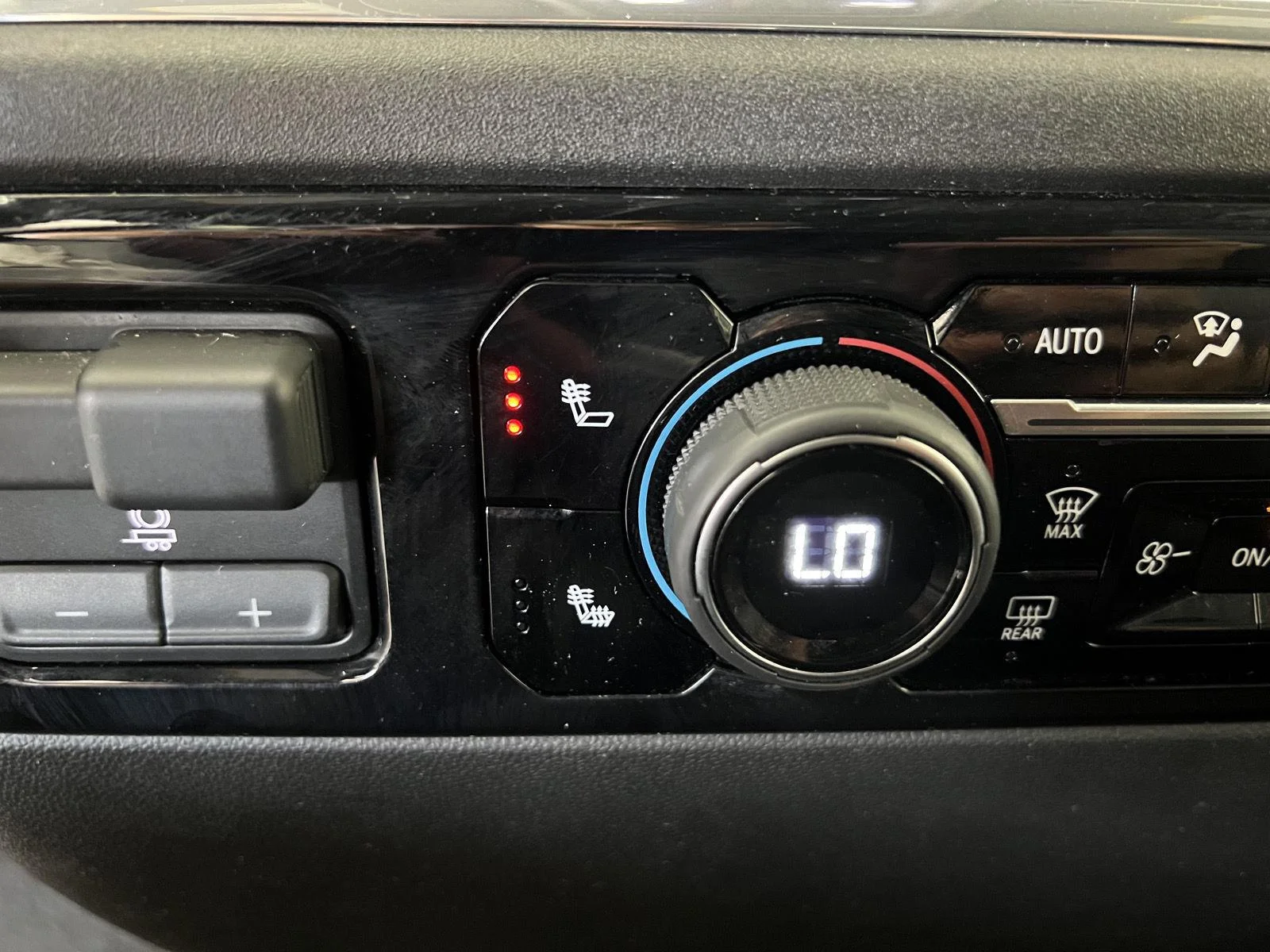 Used 2023 Black Chevrolet LT image 18