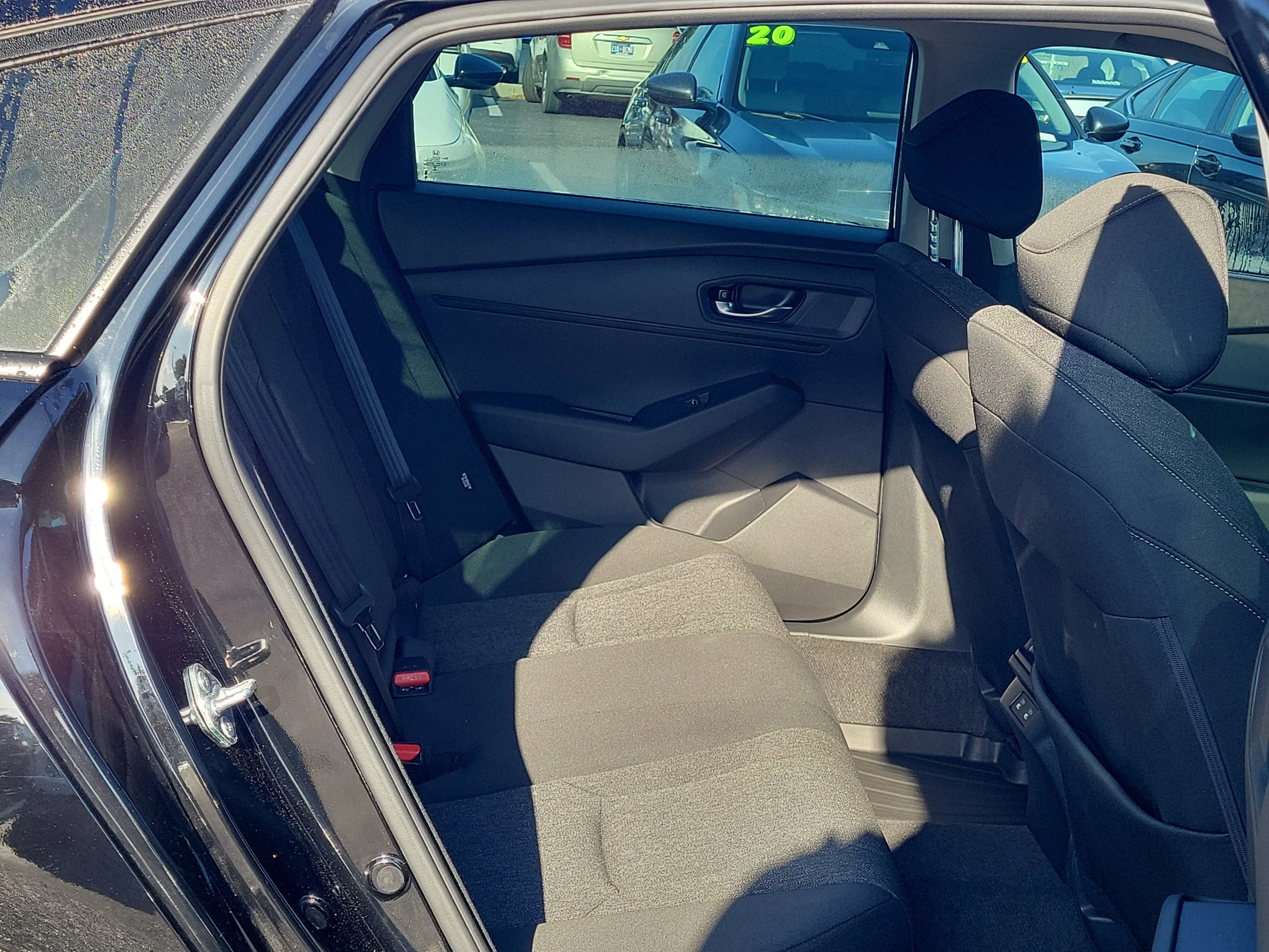 2025 Honda Accord SE - Photo 47
