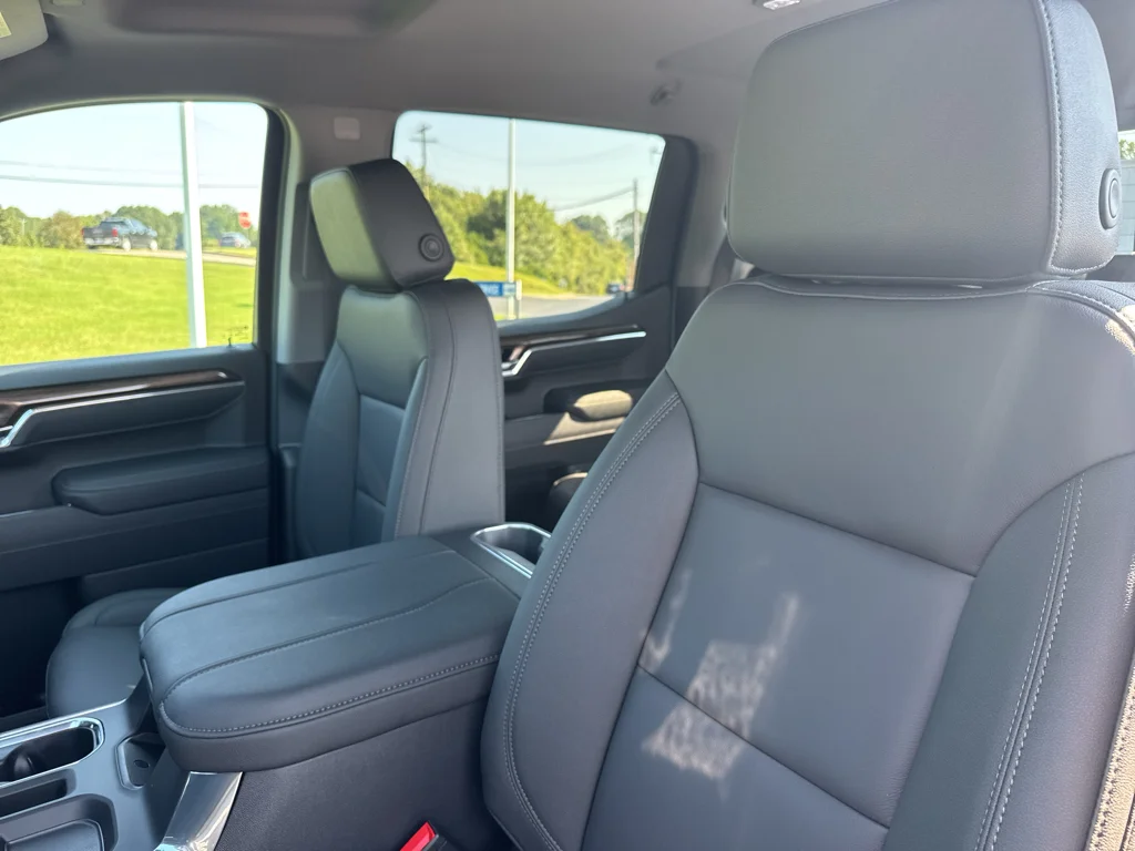 2026 Chevrolet Silverado 1500 RST - Photo 13