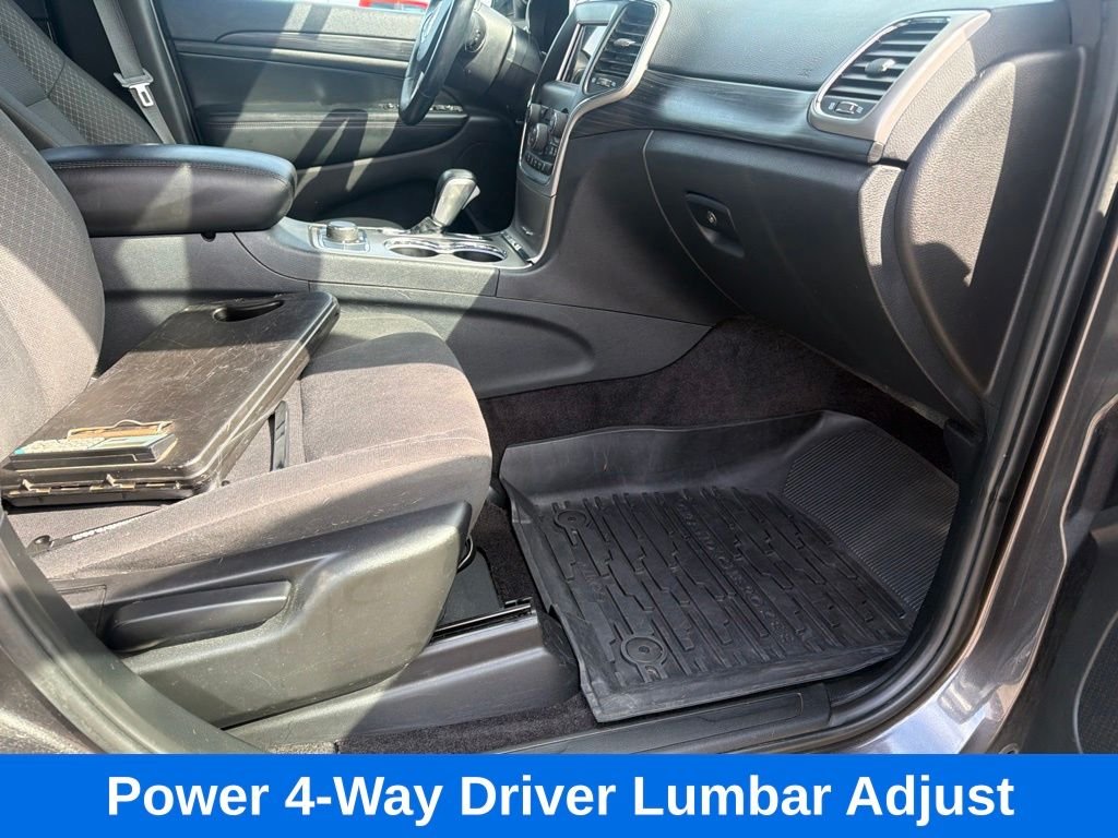 Used 2019 Gray Jeep Laredo E image 24