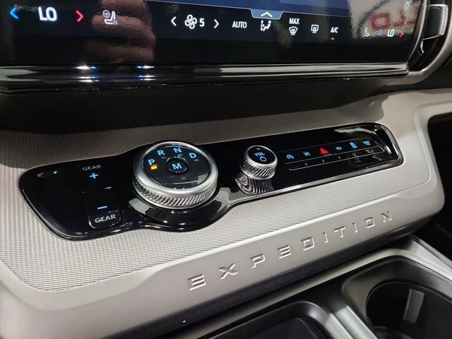 New 2026 Star White Metallic Tri-Coat Ford Active image 21