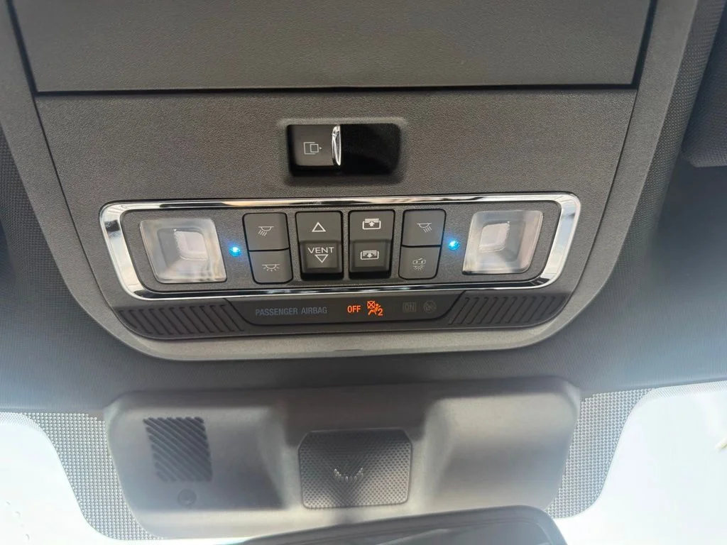 New 2026 Carbonized Gray Metallic Ford Tremor® image 39