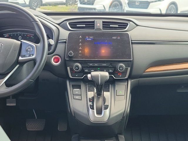 Used 2018 Lunar Silver Metallic Honda Touring image 20