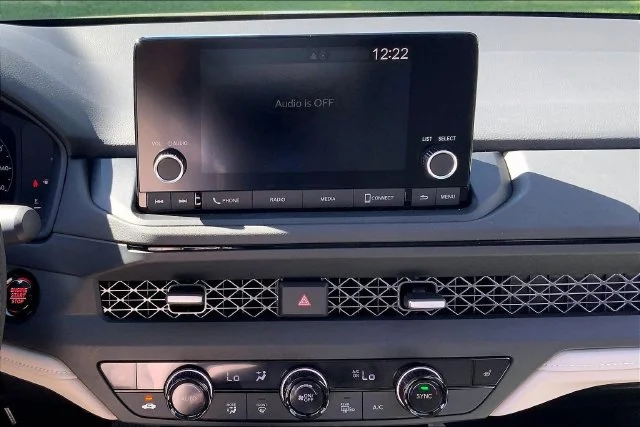 Used 2024  Honda EX image 6