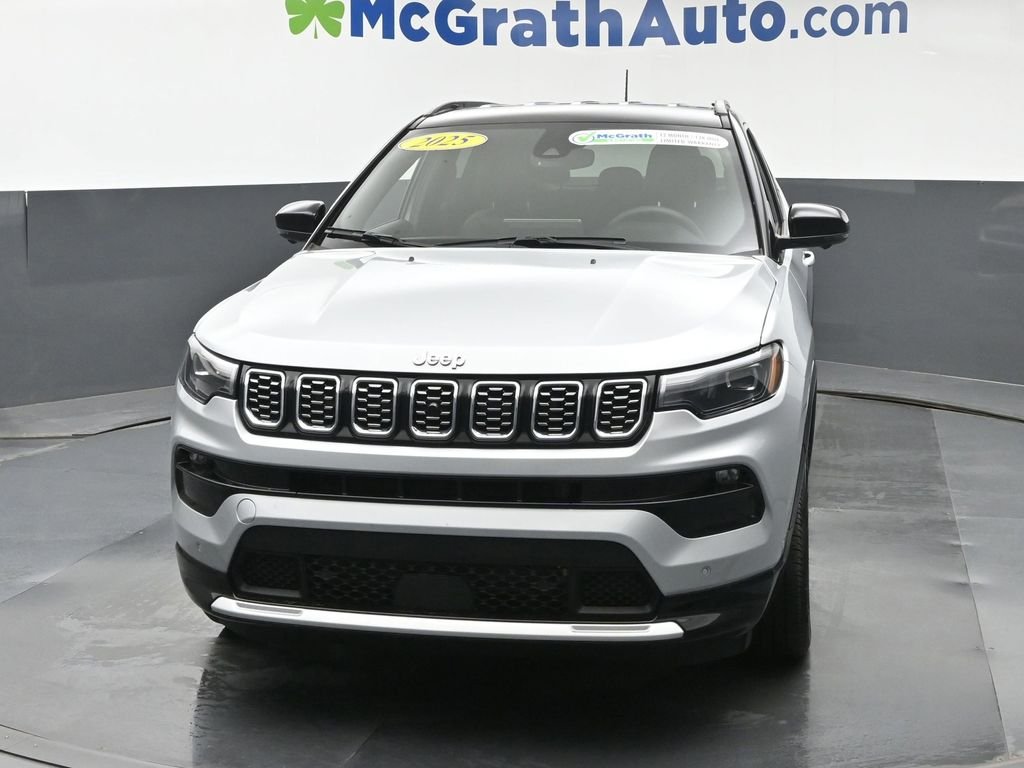 Used 2025 Silver Jeep Limited image 6