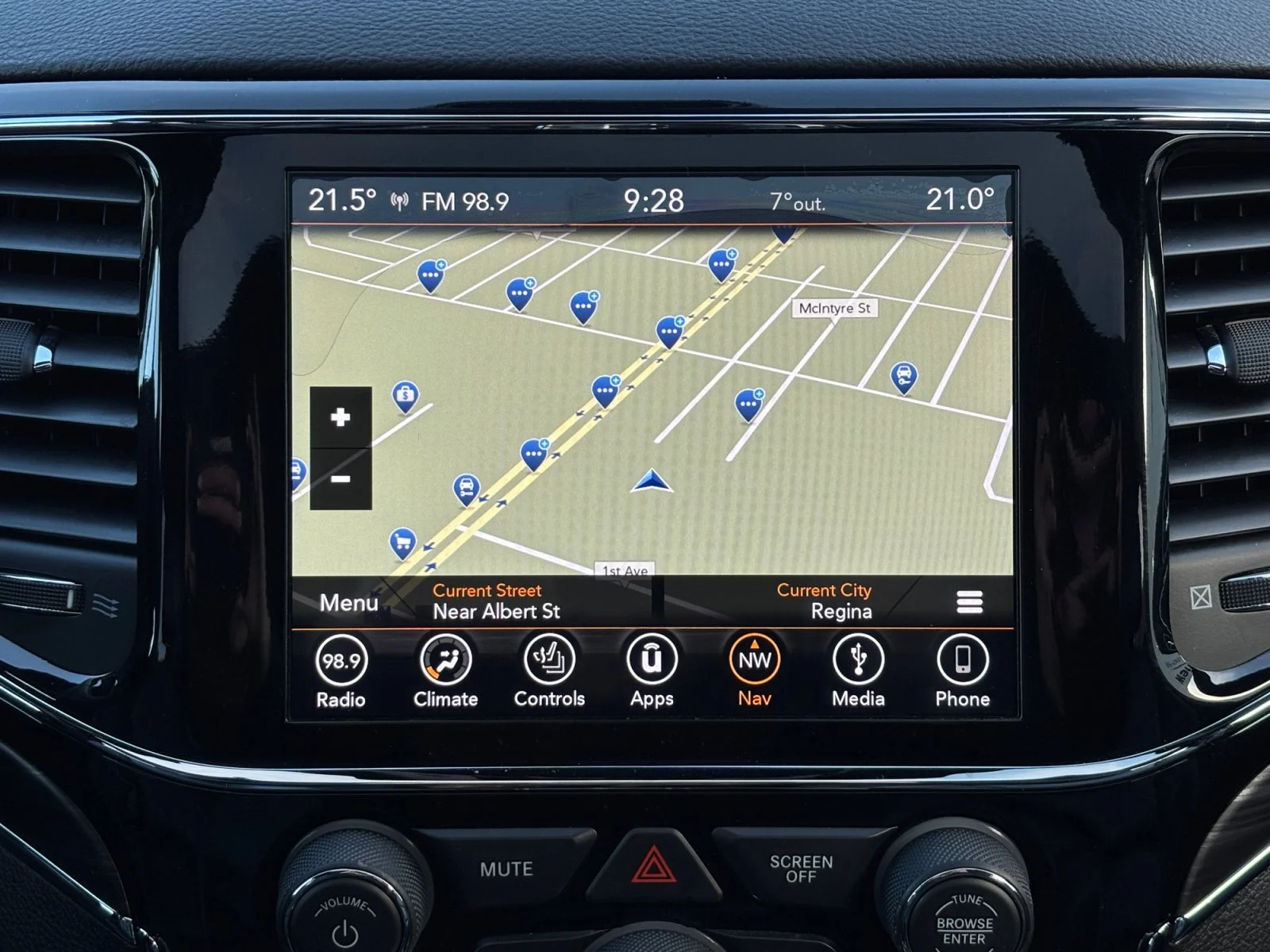 Used 2019 Red Jeep Limited image 21