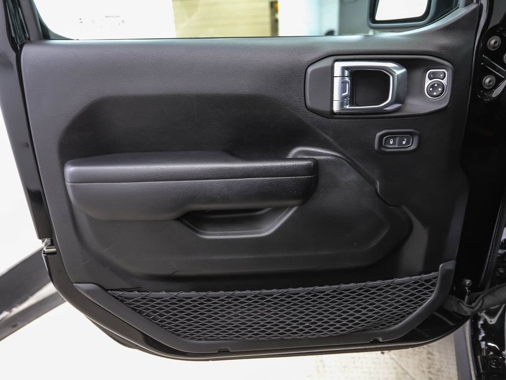Used 2021 Black Clearcoat Jeep Unlimited Willys image 9