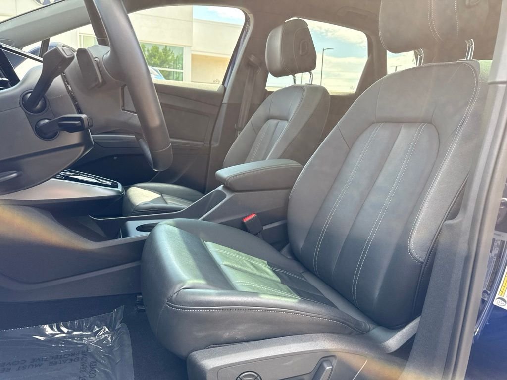 Used 2023  Audi Prestige image 9