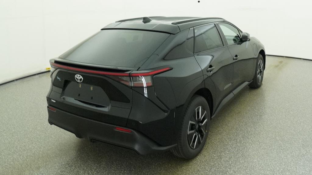 New 2026 Midnight Black Metallic Toyota XLE image 22