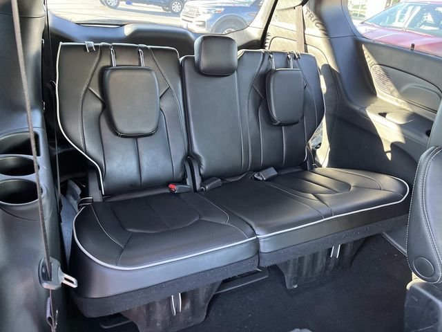 Used 2025 Black Chrysler Limited image 19