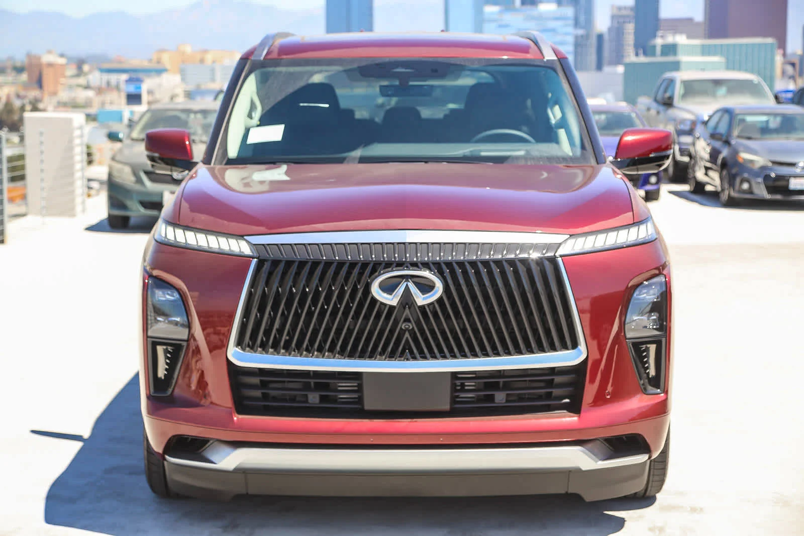 New 2025 COULIS RED INFINITI Luxe 4WD image 2