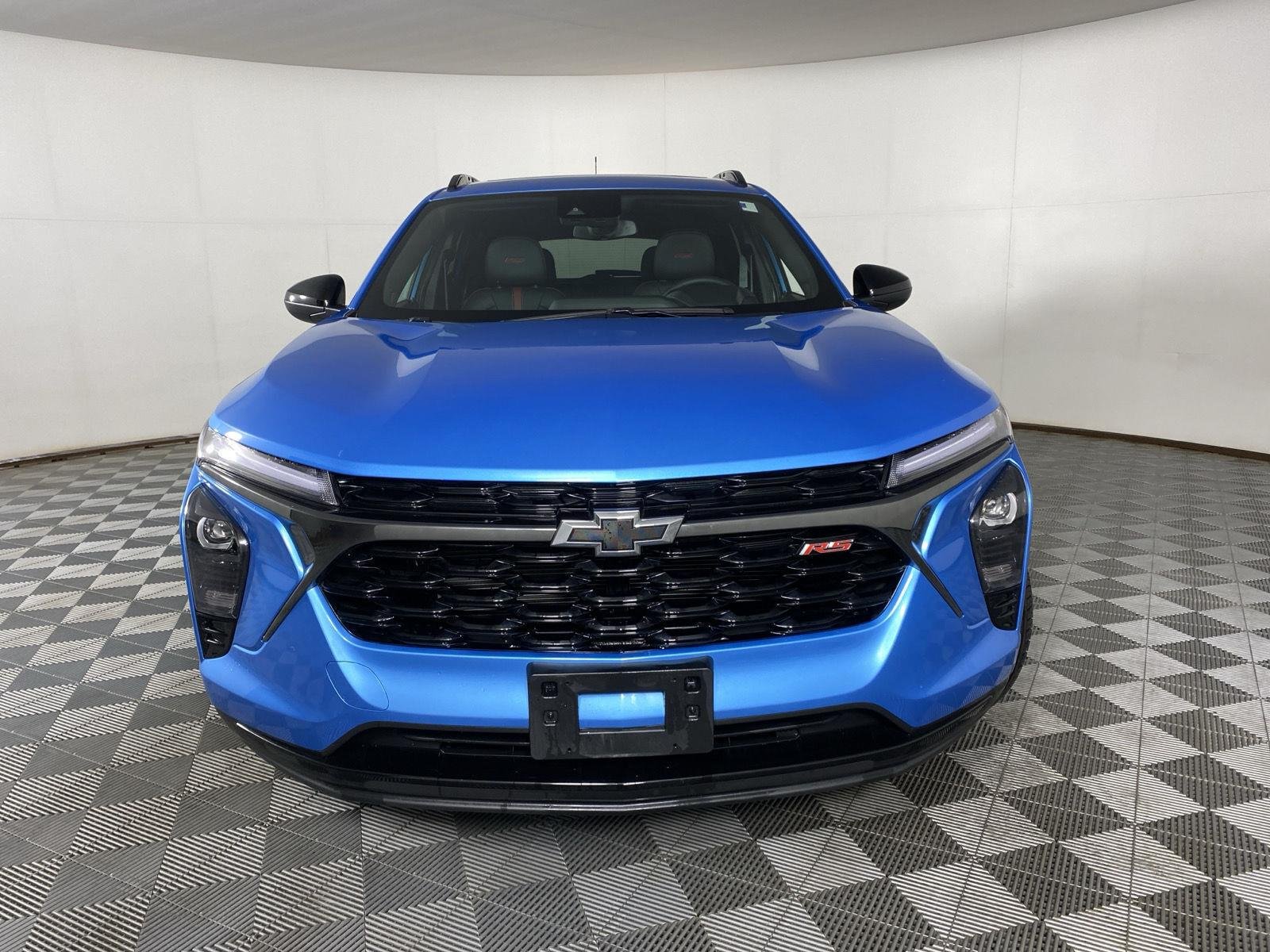 Used 2025 Marina Blue Metallic Chevrolet 2RS image 2