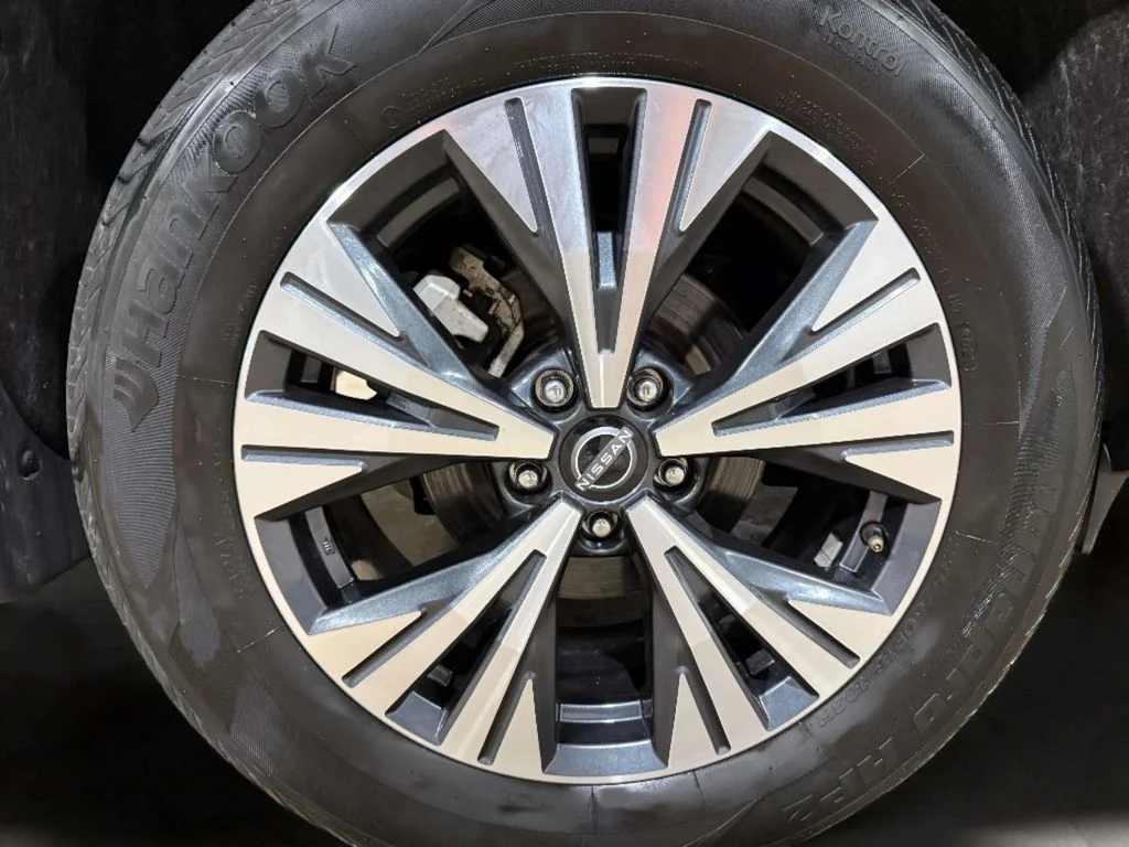Certified Used 2023 Super Black Nissan SV image 32