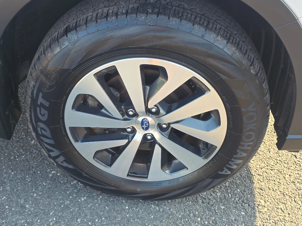 Used 2022 White Subaru Premium image 19