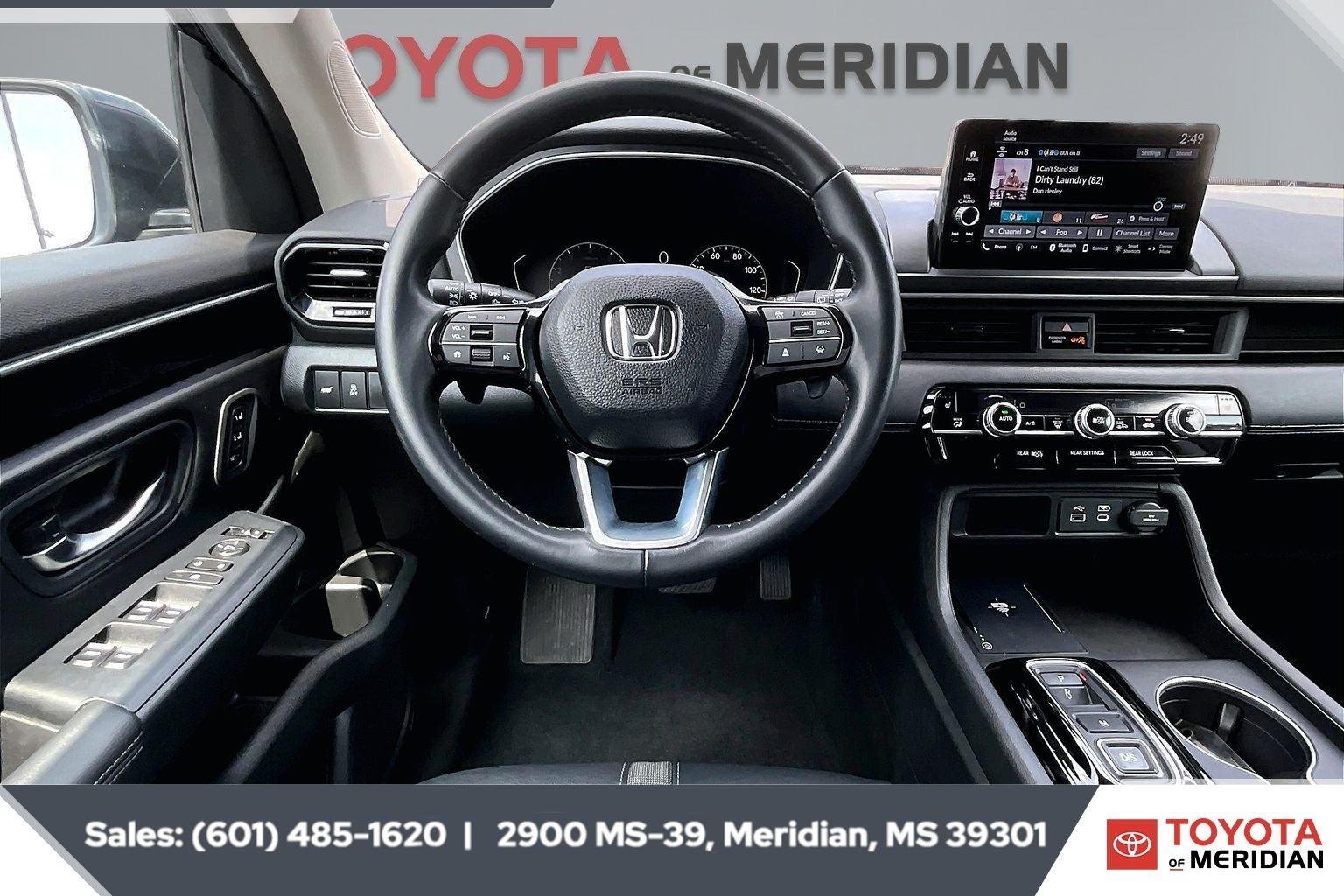 Used 2025 Crystal Black Pearl Honda EX-L image 5
