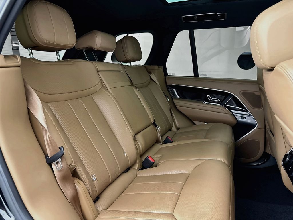 Certified Used 2025 Black Land Rover SE image 28