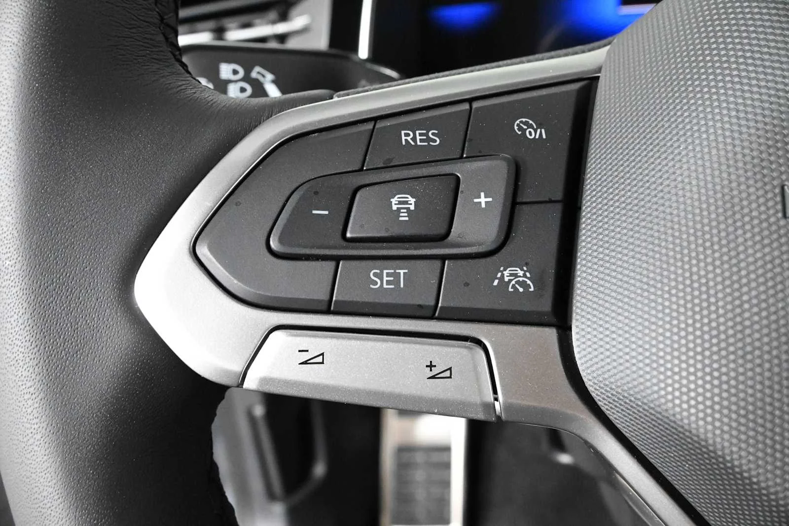 New 2026 Platinum Gray Metallic Volkswagen Sport image 18