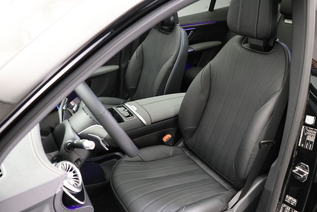 New 2026 Black Mercedes-Benz 400 image 38