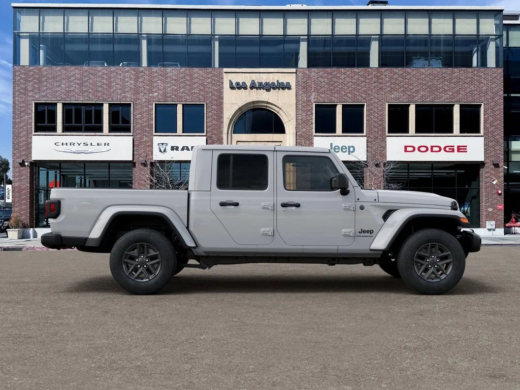 New 2026 Bright White Clear-Coat Exterior Paint Jeep Sport S image 21