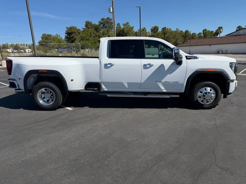 New 2026 Summit White GMC Denali DRW image 2