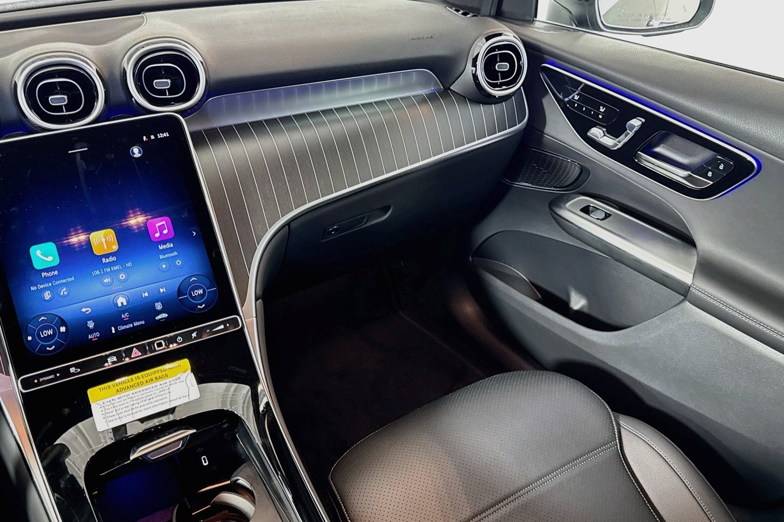 New 2026 Black Mercedes-Benz GLC 300 image 20