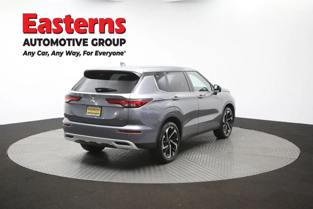 Used 2024 Gray Mitsubishi SE image 41