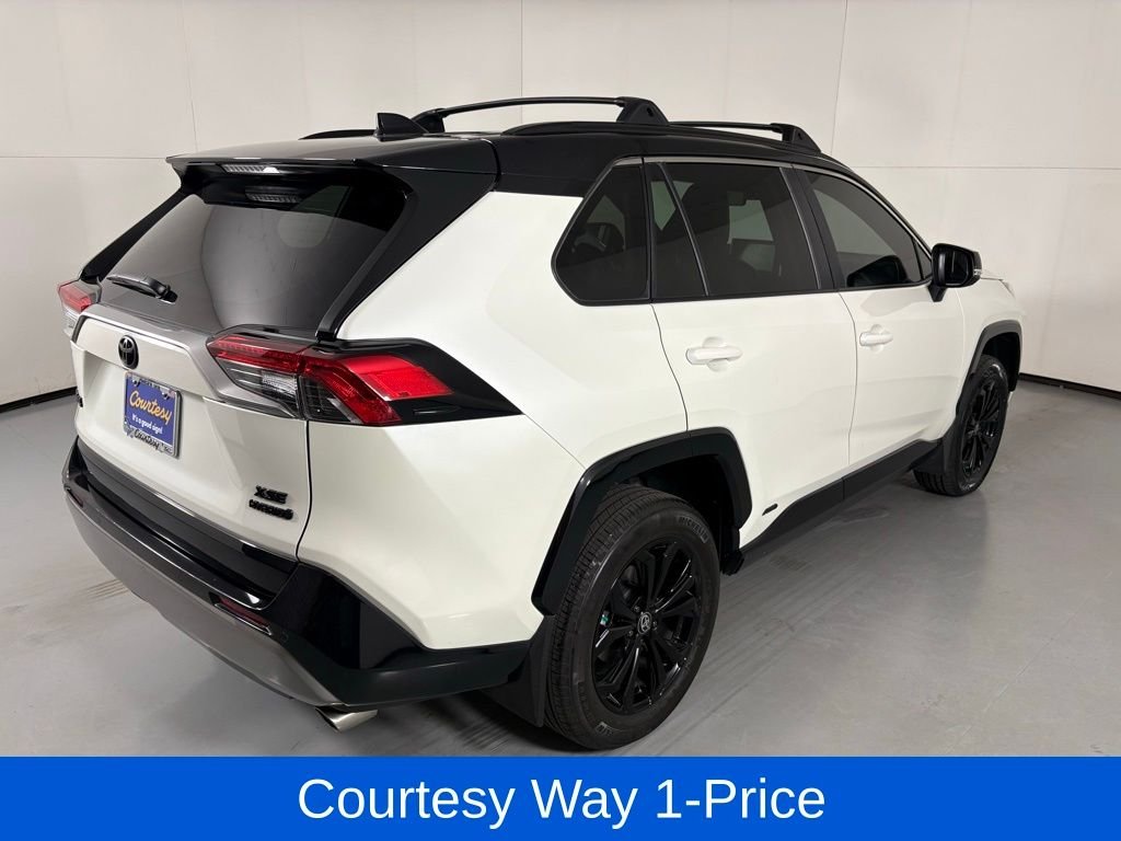 Used 2022 White Toyota XSE image 11