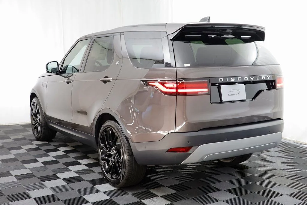New 2025 Gray Land Rover S image 16