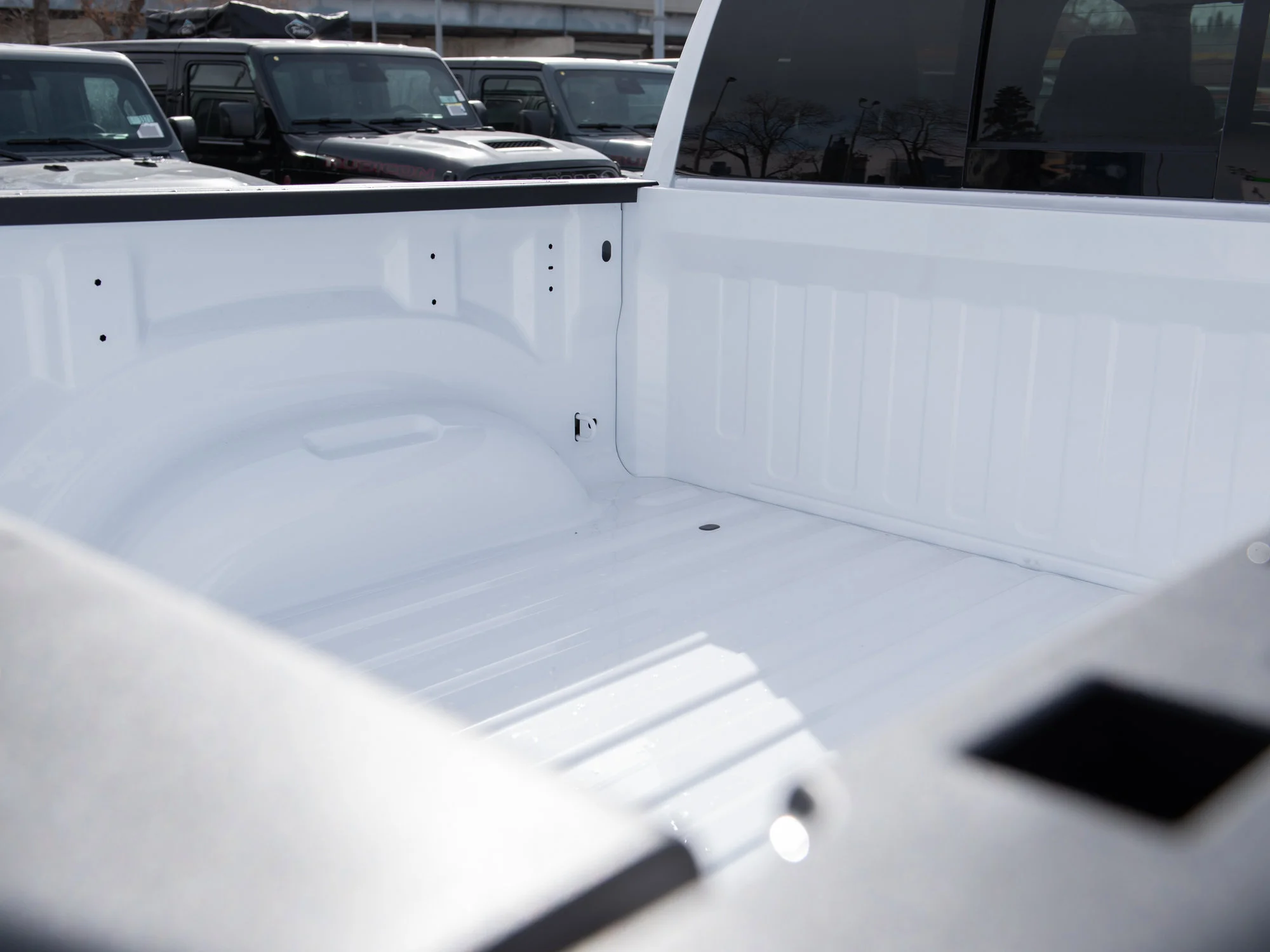 New 2026 White RAM Sport* Hemi V8 image 7