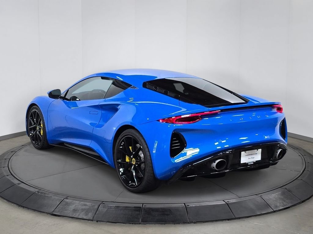 Used 2024  Lotus V6 image 3