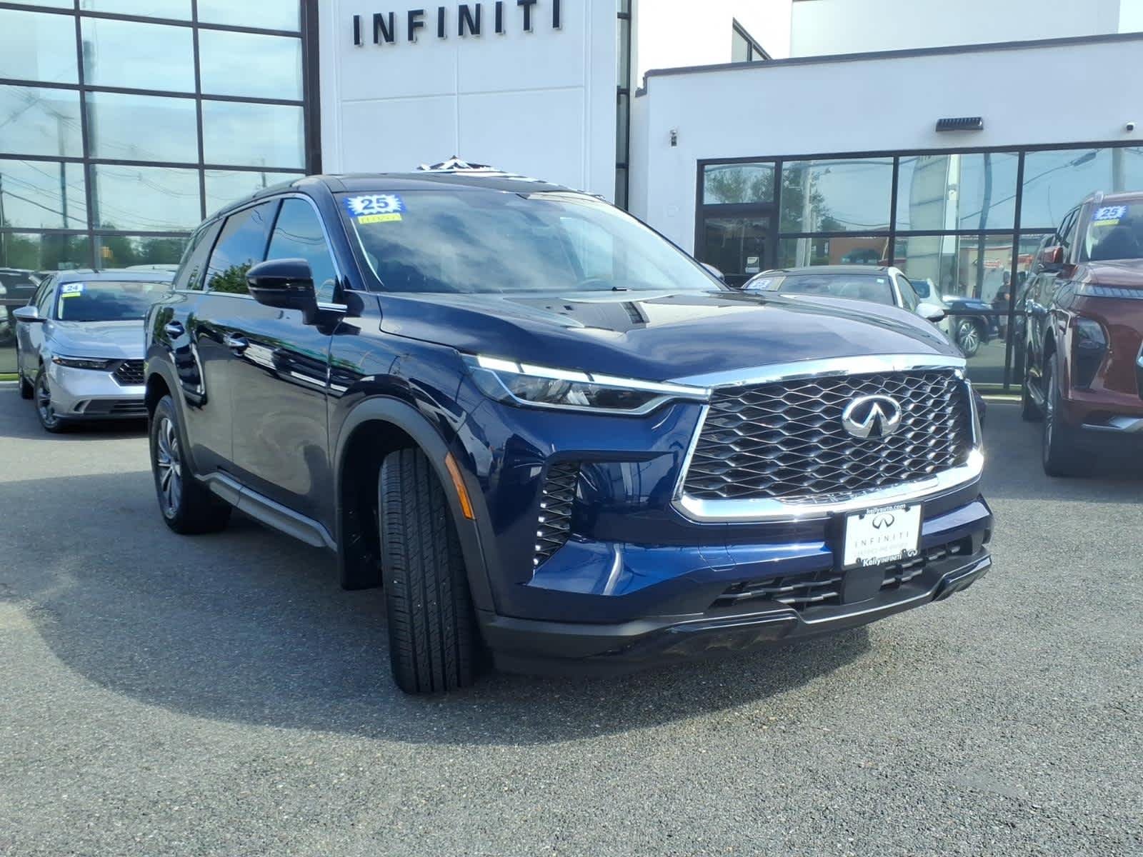 Certified Used 2025 Grand Blue INFINITI PURE image 3