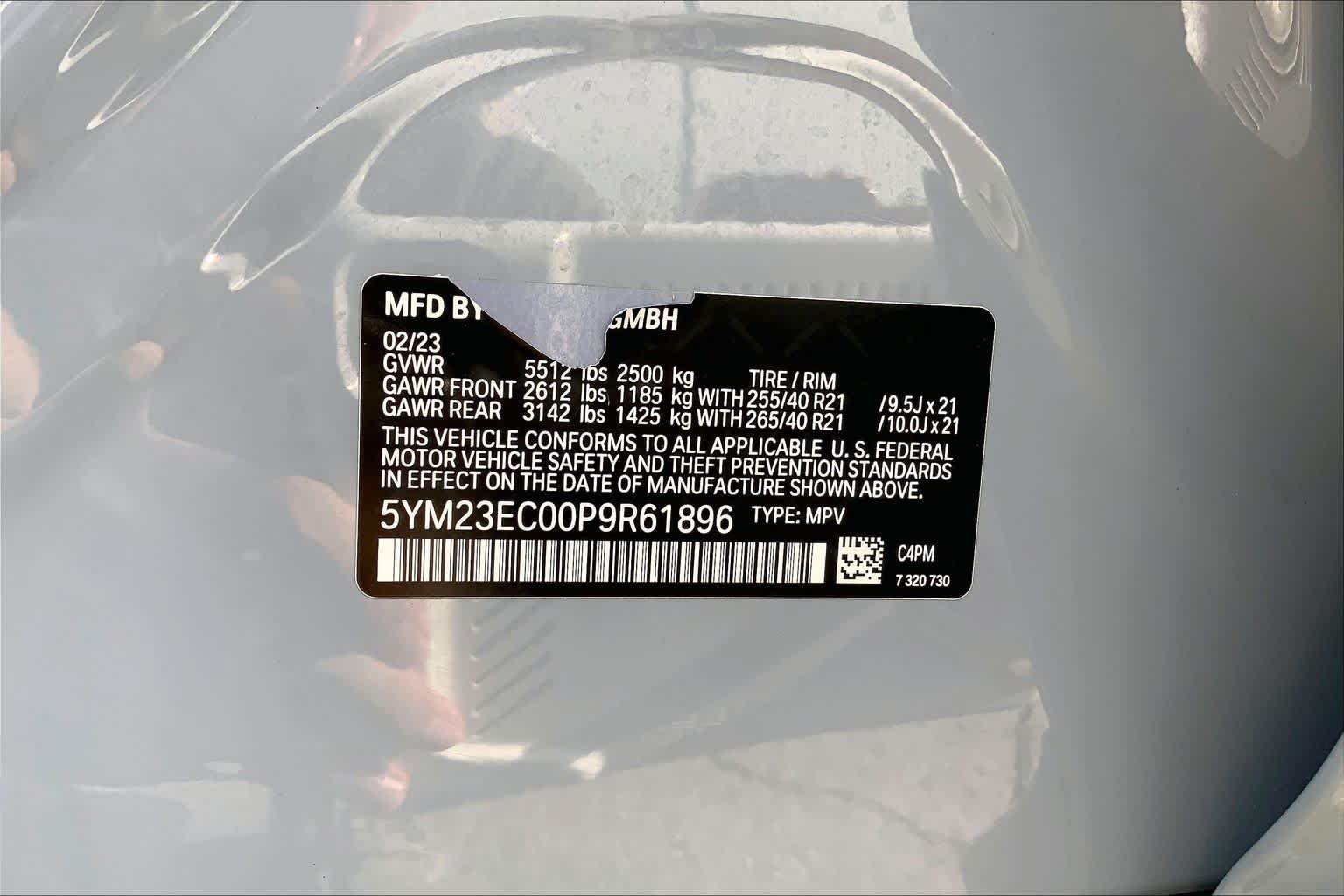 Used 2023 Brooklyn Grey Metallic BMW  image 36