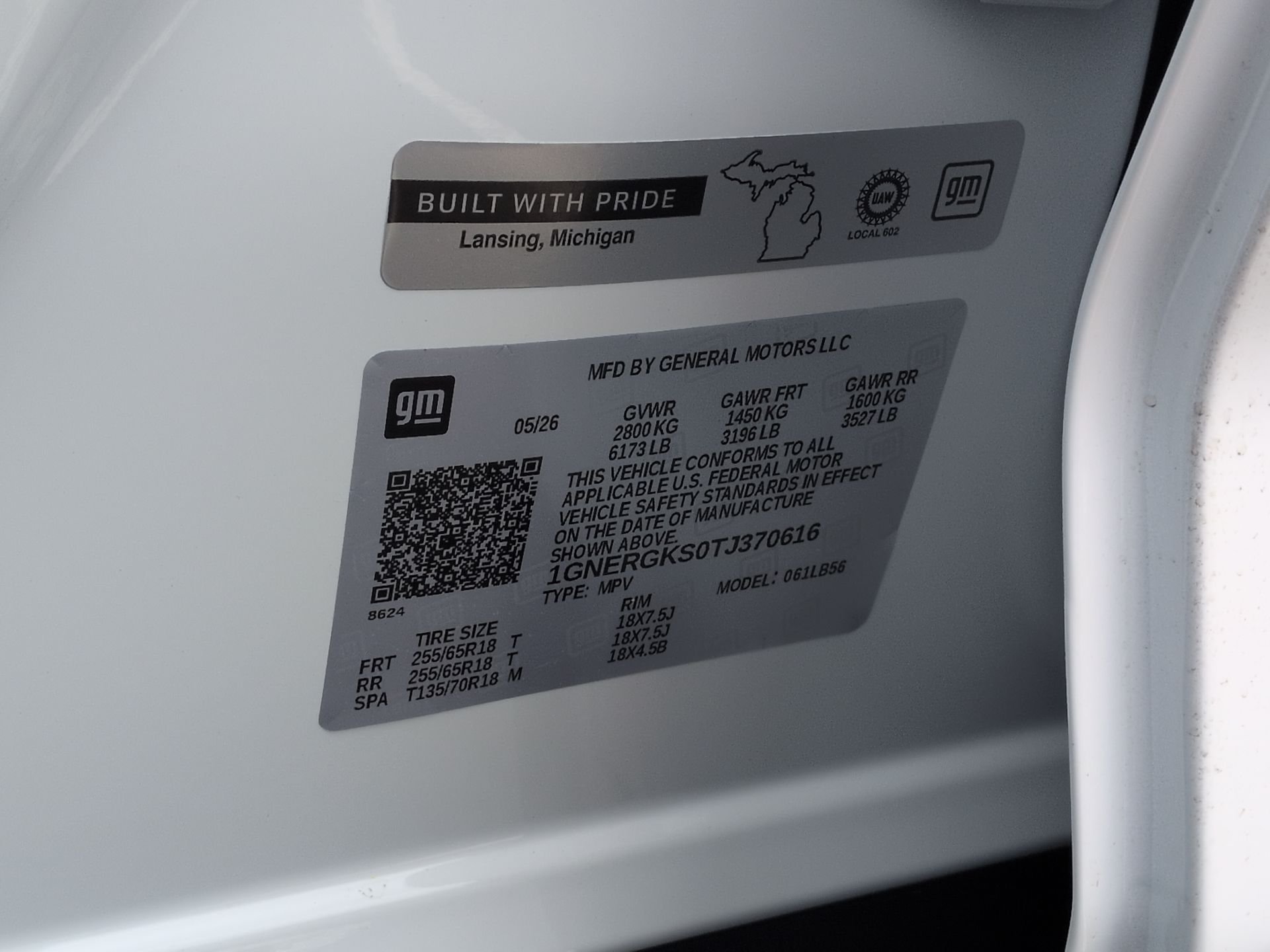 New 2026 Summit White Chevrolet LT image 71