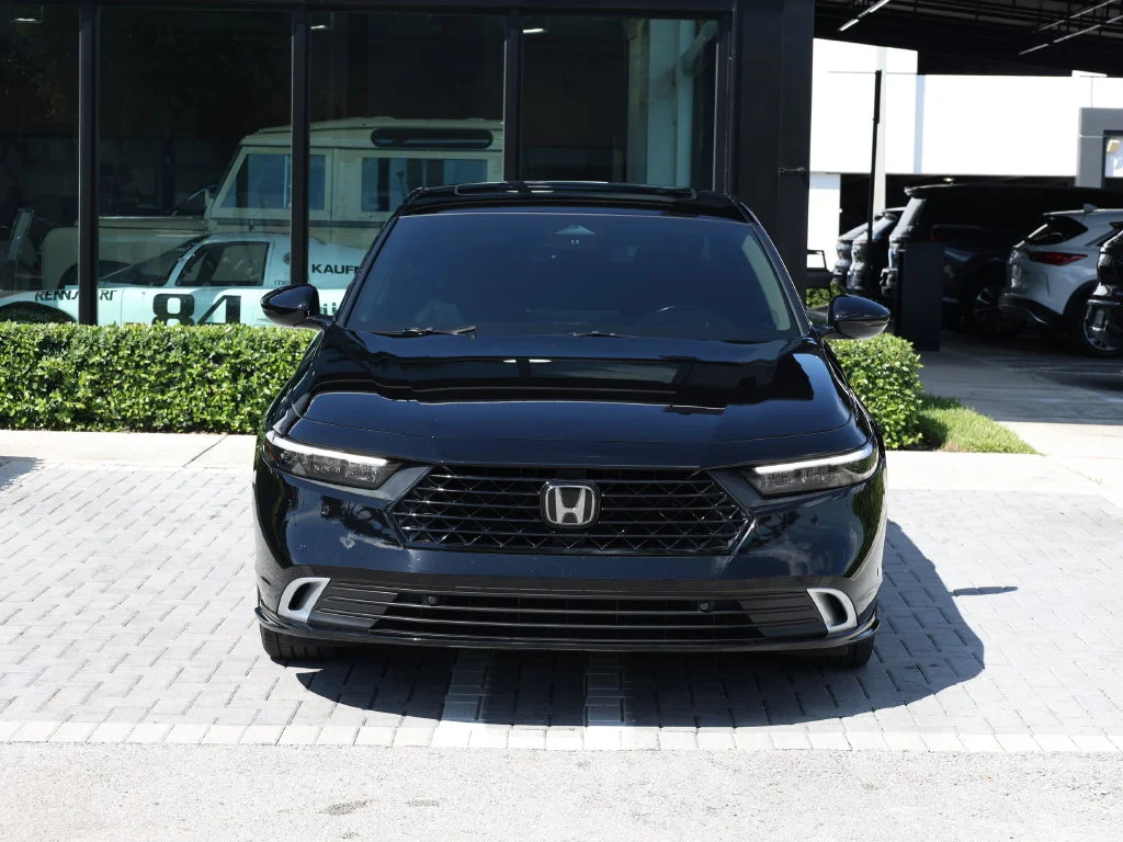 Used 2024 Black Honda Touring image 4