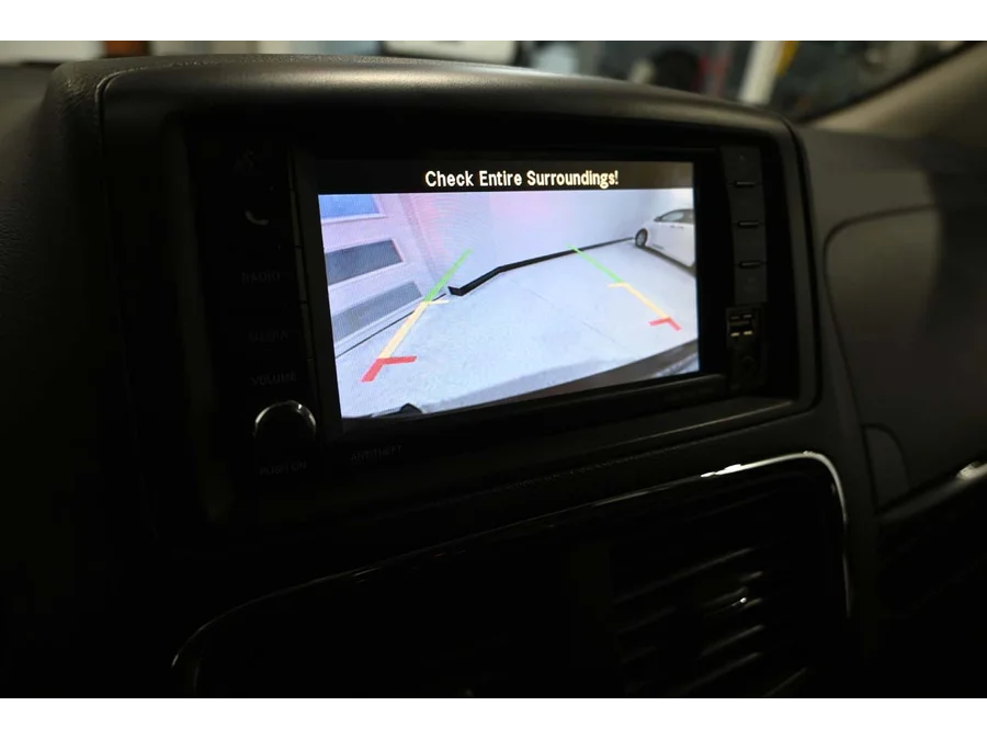 Used 2019 RED Dodge SE Handicap Mobility Van image 35