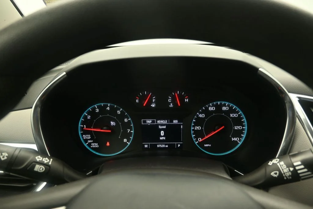 Used 2021 Summit White Chevrolet LS image 25
