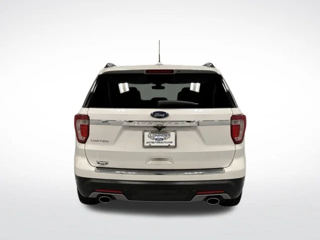 Used 2018 White Ford Limited image 7