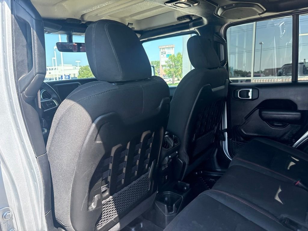 Used 2022 Silver Zynith Clearcoat Jeep Rubicon image 34