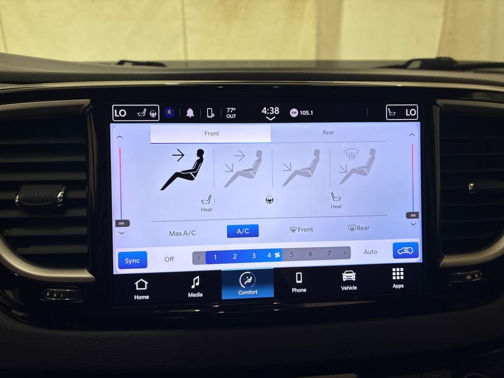 Used 2024 Silver Chrysler Touring L image 32
