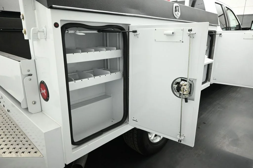 New 2026 Oxford White Ford XLT image 28