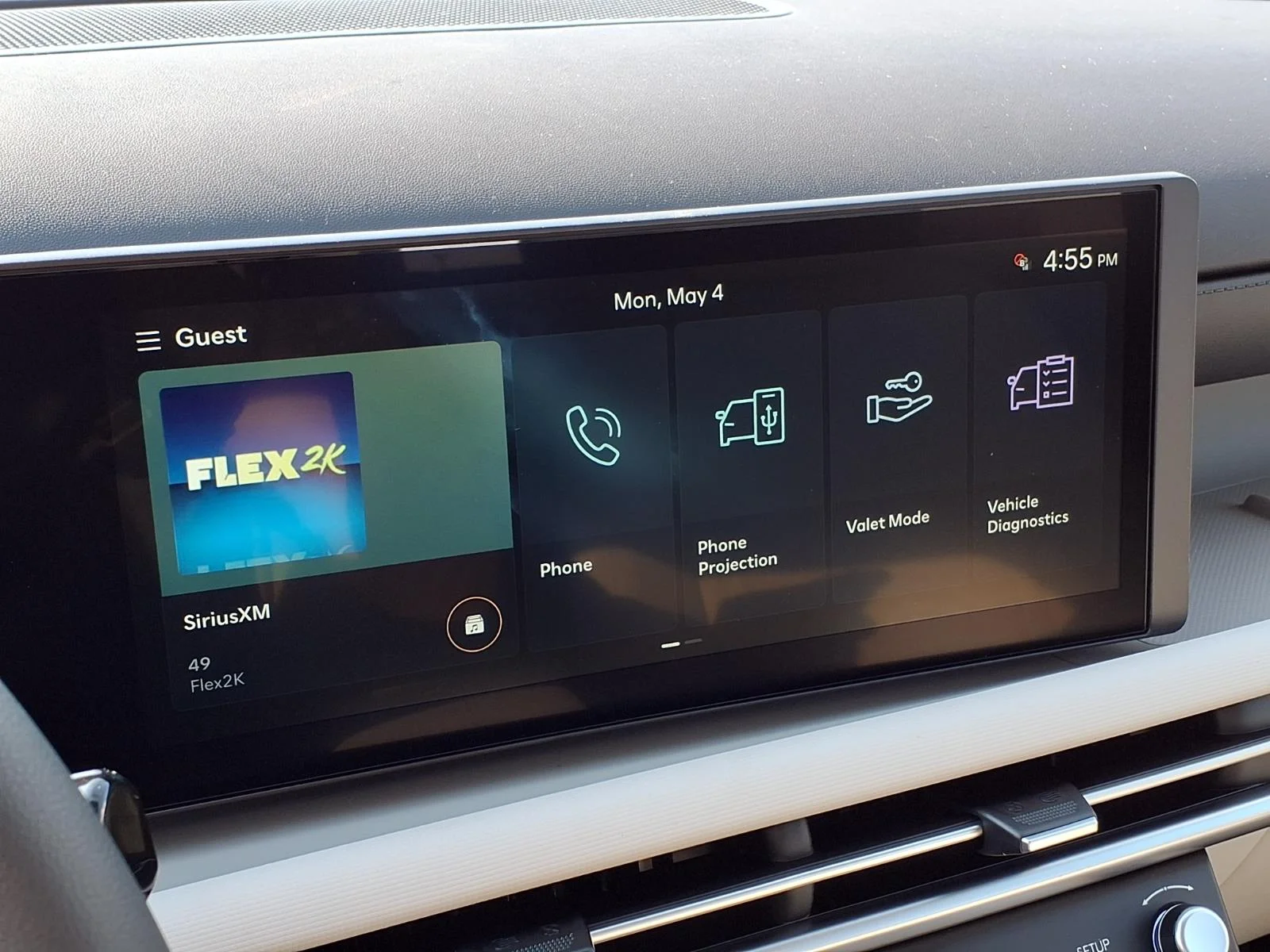 New 2026 Phantom Black Pearl Hyundai SE image 3