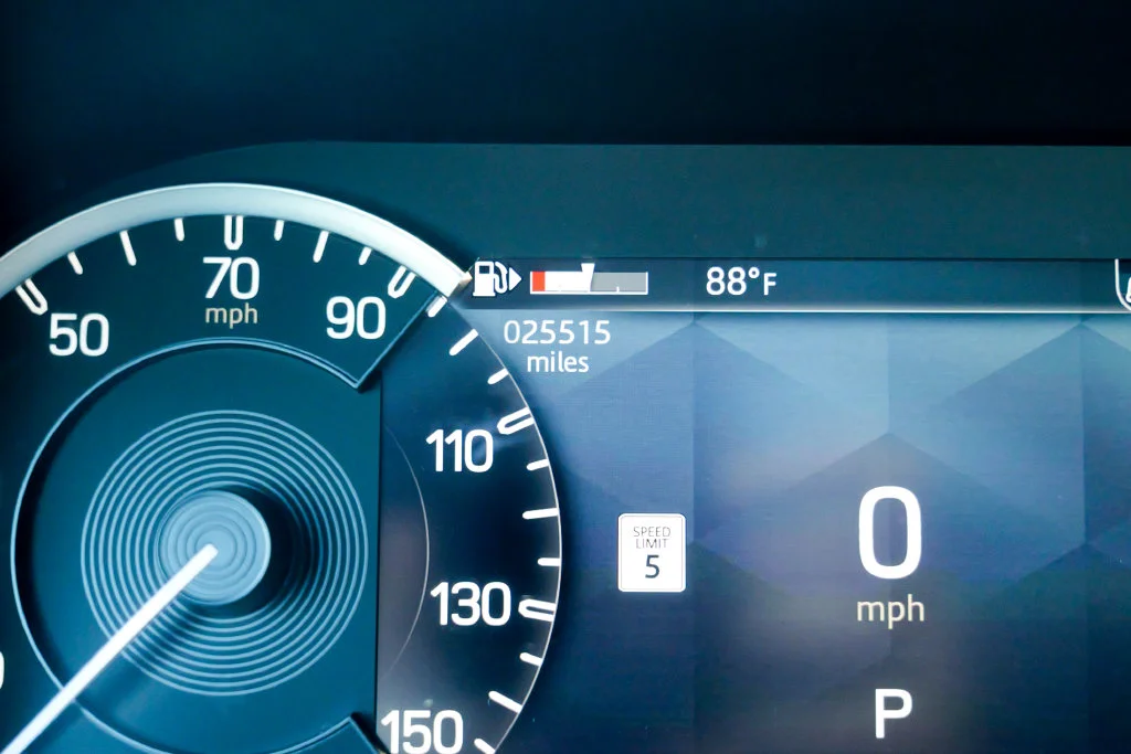 Used 2023 Gray Land Rover X image 47