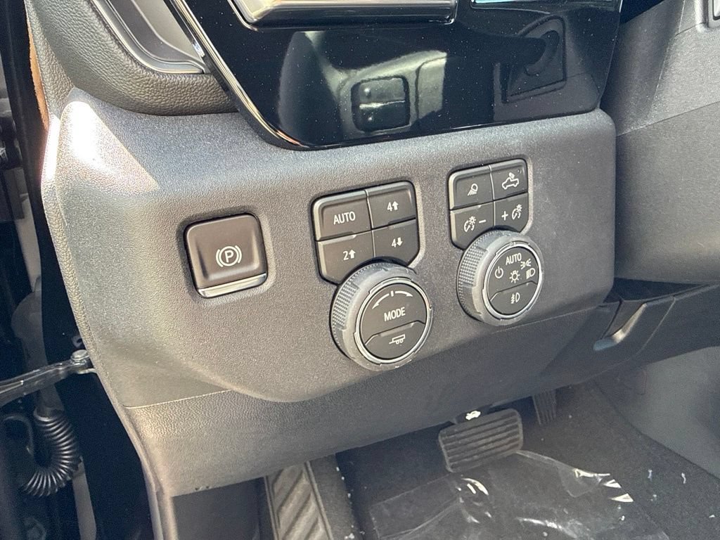2026 Chevrolet Silverado 3500 HD LT - Photo 33