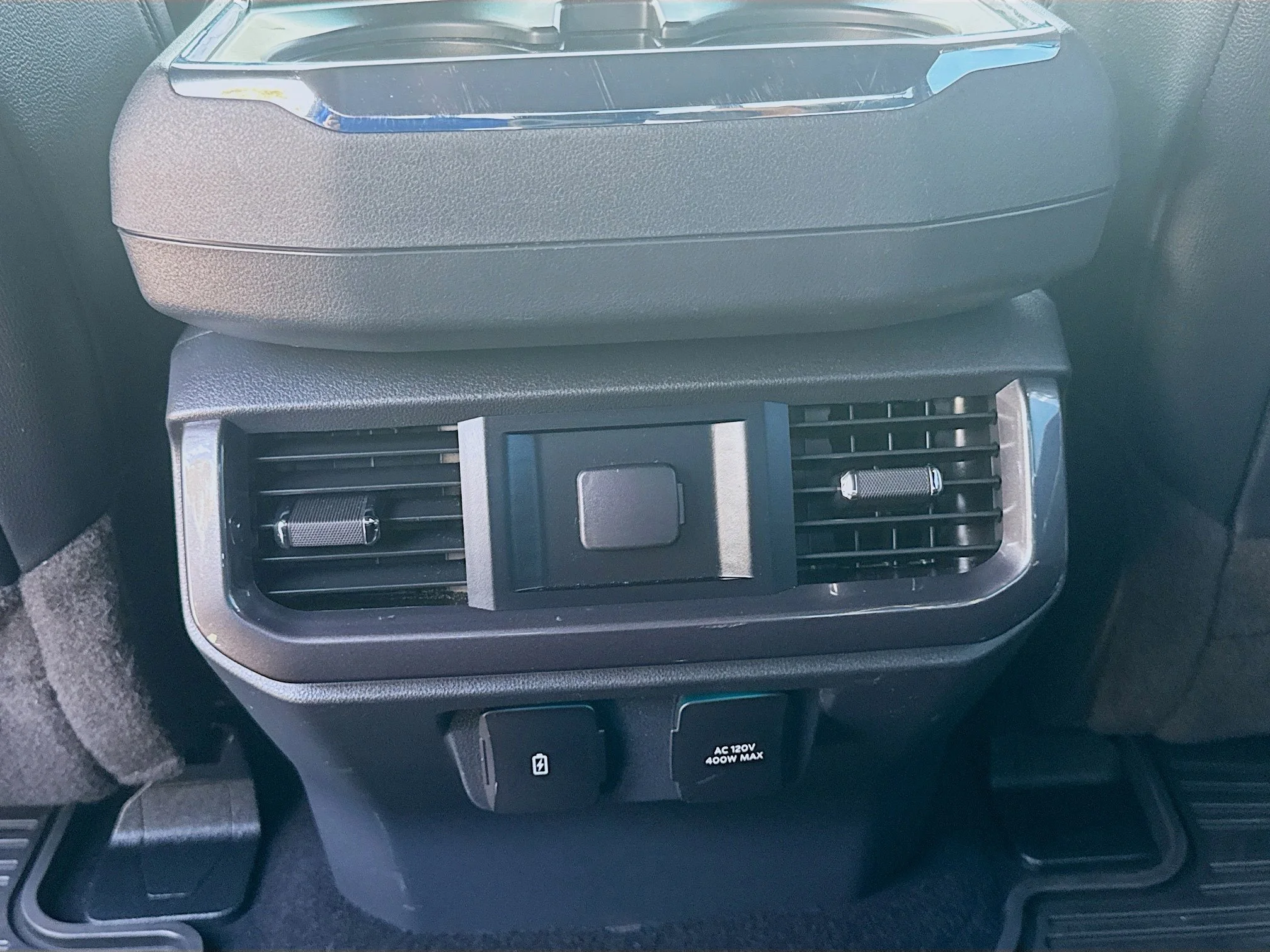 Certified Used 2023 Agate Black Metallic Ford LARIAT image 27