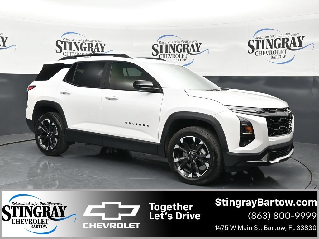 Certified Used 2025 Iridescent Pearl Tricoat Chevrolet RS image 1